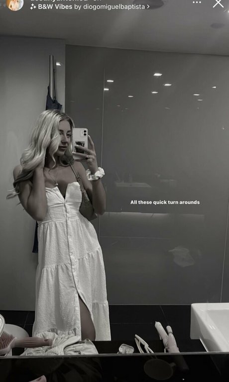 Daisy Anderson pretty pornstar picture