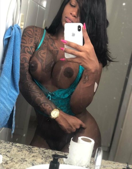 eeubacelar xxx pornstar picture