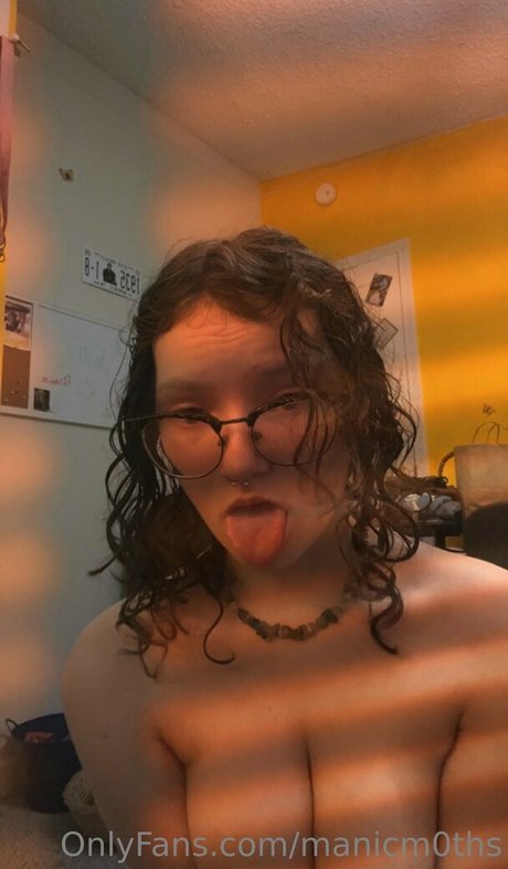 manicm0ths top star photos