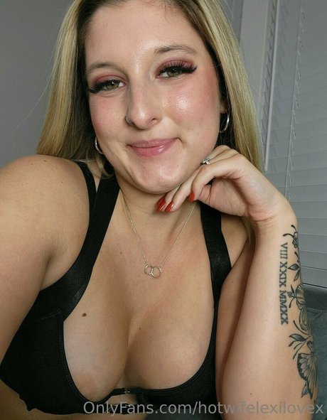 hotwifelexilovex pornstar nudes galleries