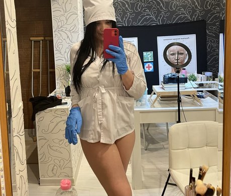 Tanya Melson star art img