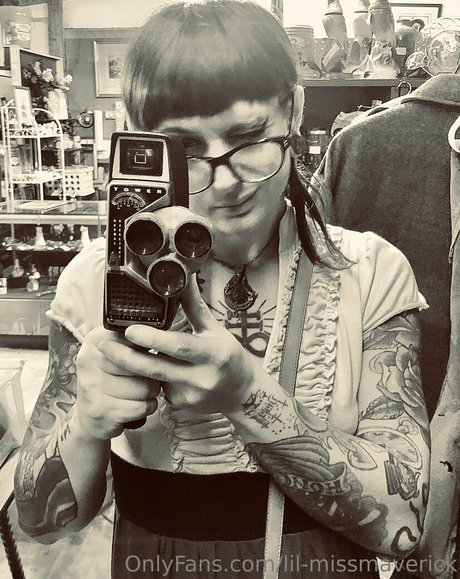 lil missmaverick erotic pornstar photos