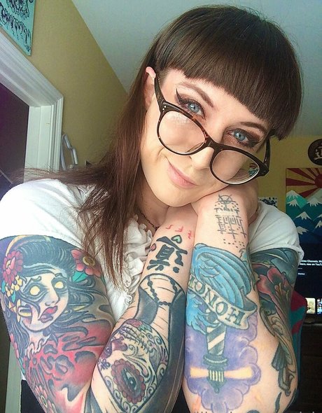 lil missmaverick beautiful pornstar photo