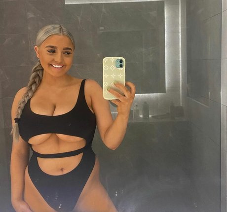 Elizabeth Taylor porn model gallery