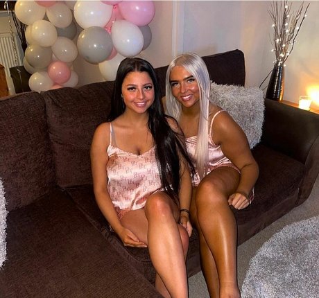 Elizabeth Taylor pornographic star photo