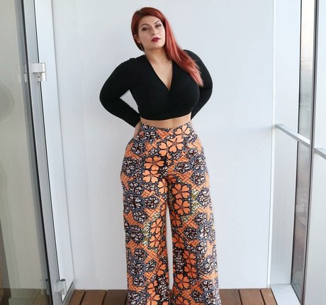 Ioana Chira star sexy pics