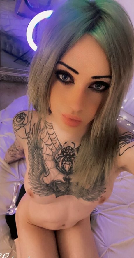 Ts Missy Adair art star img