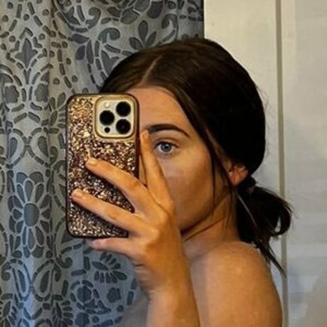 baileybabbyy art model picture