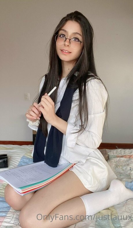 justleaax star xxx picture