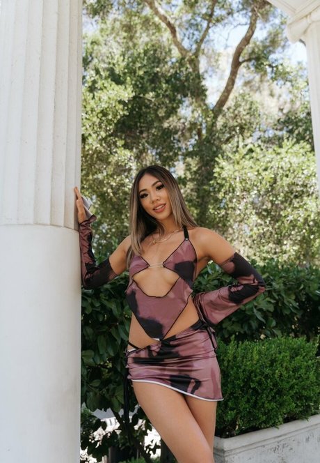 Elizaachar perfect star gallery