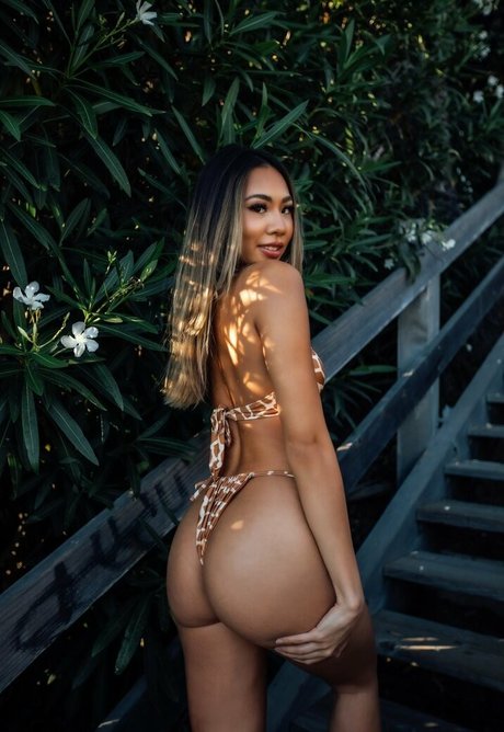 Elizaachar pretty model galleries