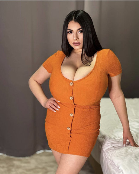 Rozzzywow exclusive star image