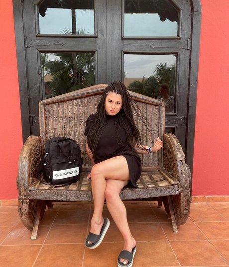 Rozzzywow sexy star galleries