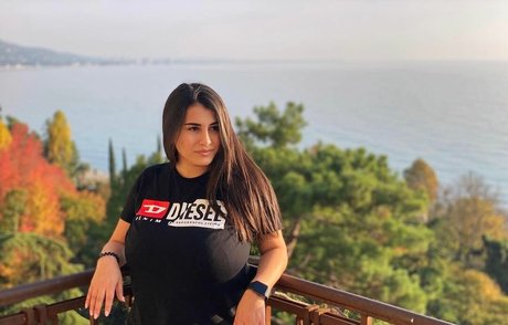 Rozzzywow nude star galleries