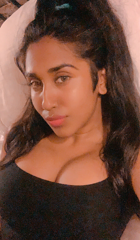 scarlettmrose hd actress pictures