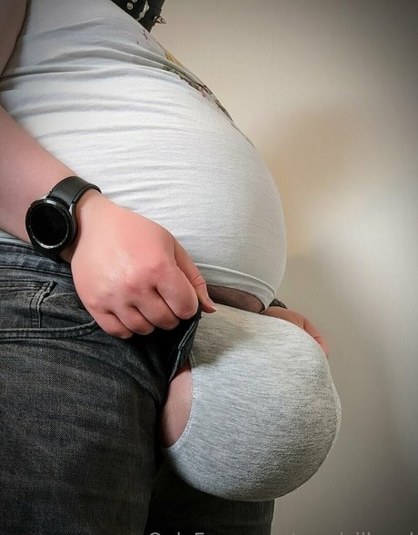 voreisillegal star nudes archive