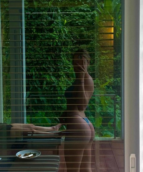 Sienna Kolesnyk exclusive star pic