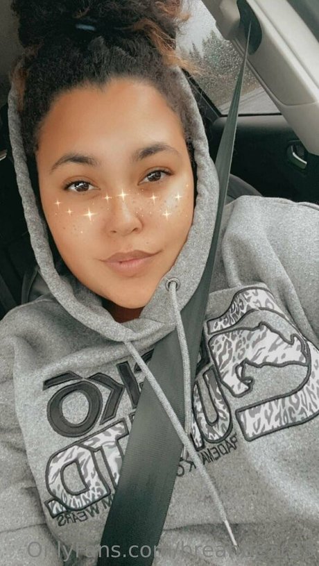 breahbear33 high quality actress pictures