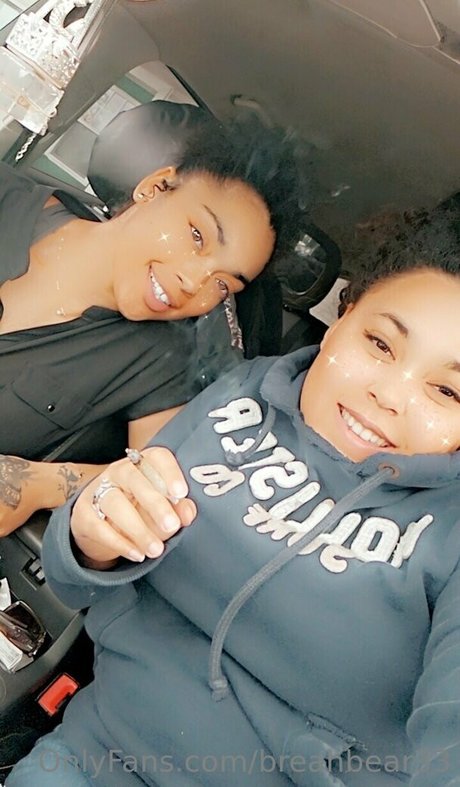 breahbear33 model sexy pictures