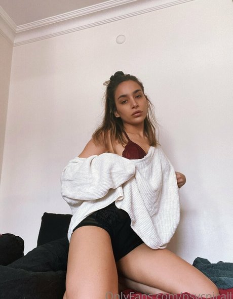 psycnicall xxx model pics