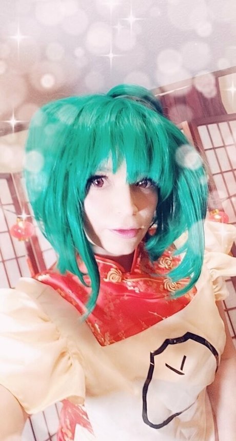 Cecillia Stardust model perfect images