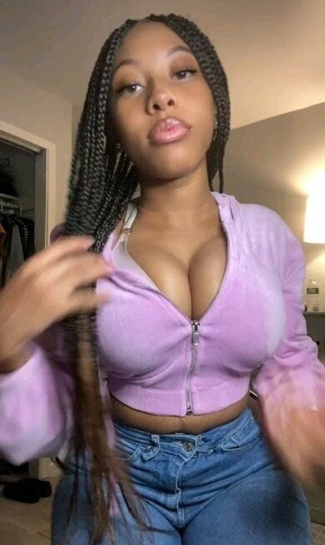 Elyse Rey sexy pornstar photos