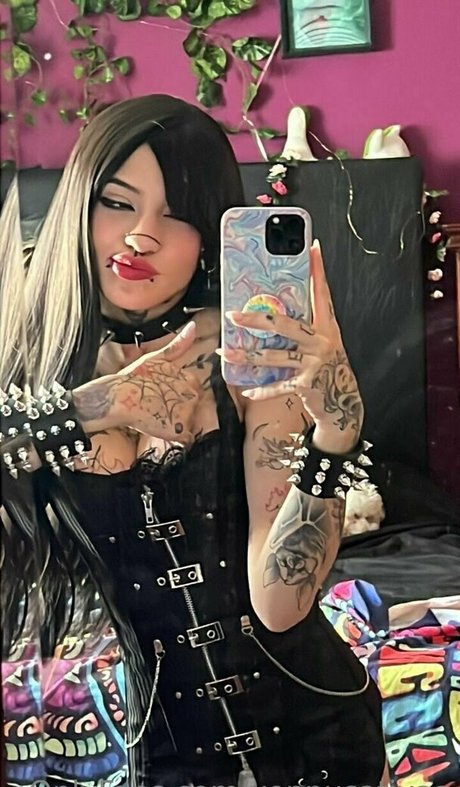 vennusativaa star naked photo