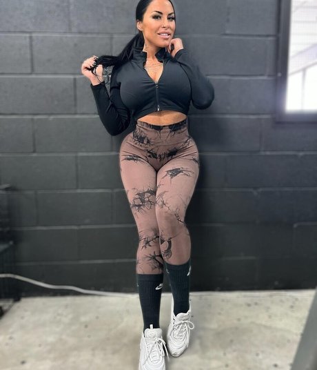 Vanessa bootybuilder nude star gallery