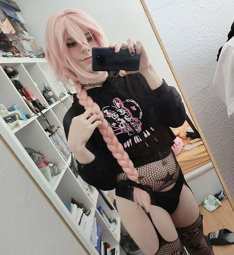 Xlunartears erotic star img