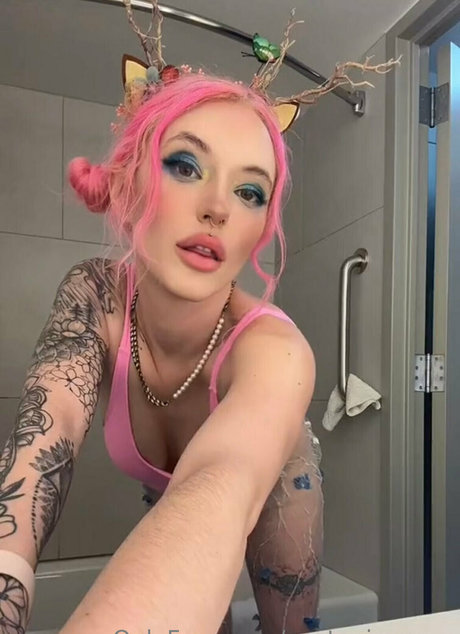 nastynirvanaa model art image