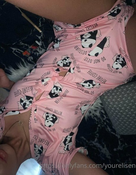 yourelisen pornographic model image