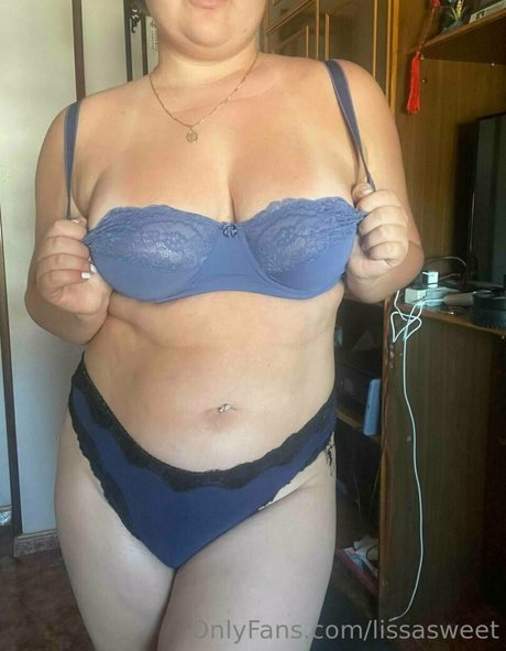 lissasweet sexy model pics