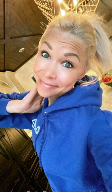 gigieatss model hot pic