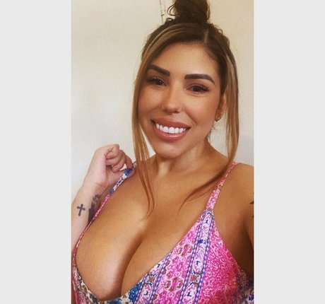 lilyxjayne model erotic picture