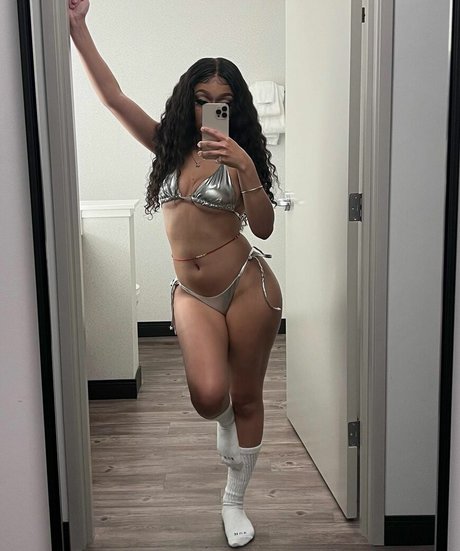 Caileneasely pornographic model photos