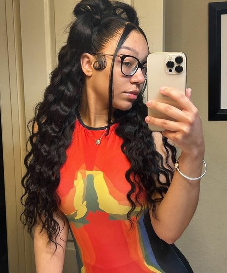 Caileneasely erotic star galleries