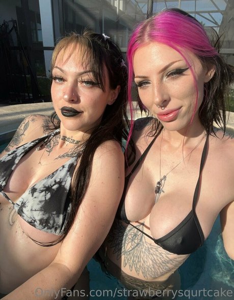 Strawberrysquirtcake pornstar hd galleries