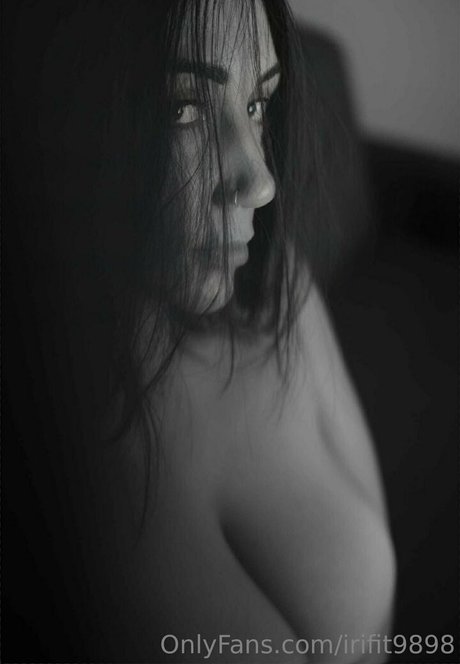 Andreea Irimescu hot model images