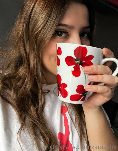 zarazahir star erotic photos