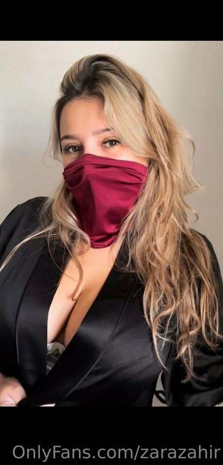 zarazahir star naked photos