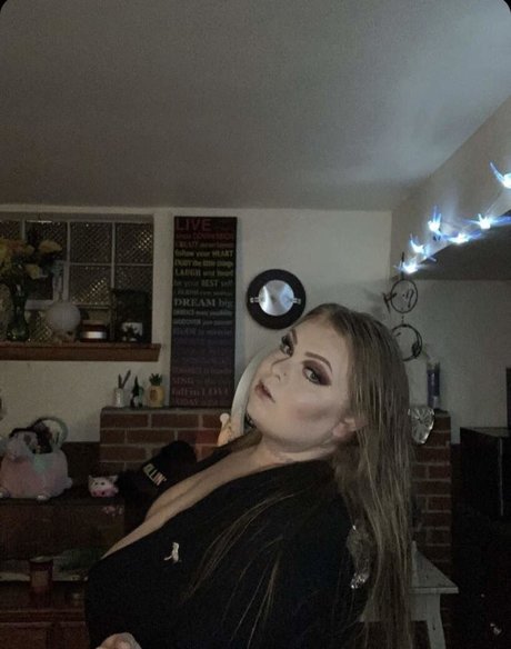 Danie Marie exclusive actress image