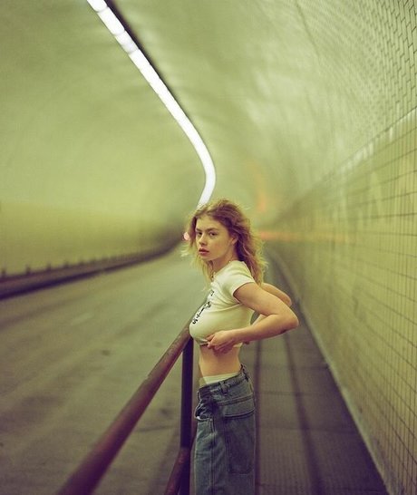 Emma Heedles art actress photos