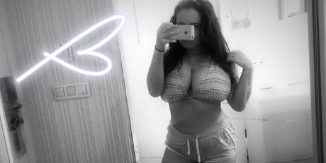 Tiffany Harrison model pornographic images