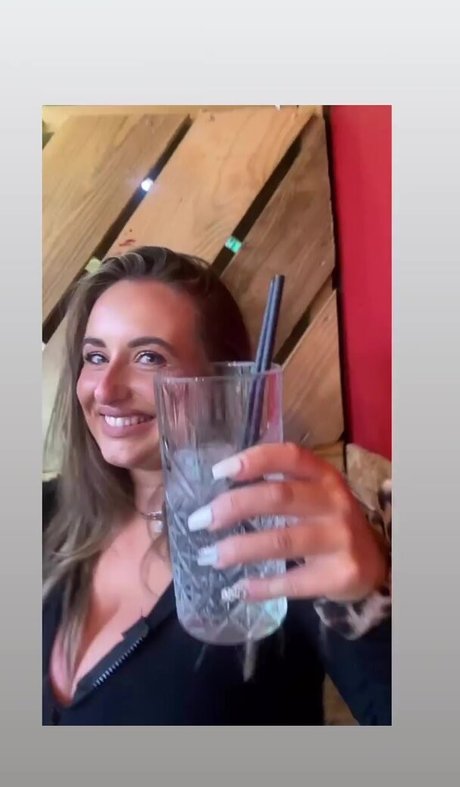 Tiffany Harrison top actress pics