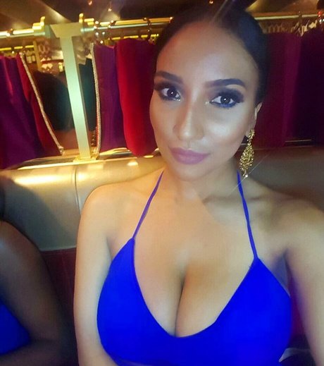 ShayLiving xxx pornstar photo