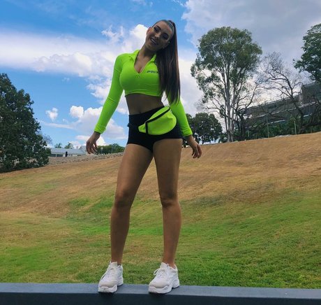 Molly Shield nice model archive