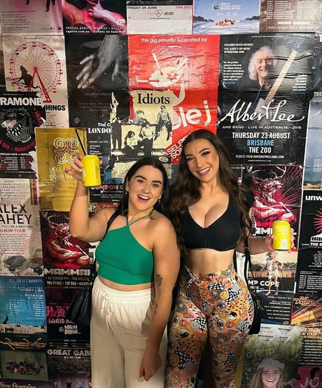 Molly Shield nice star images