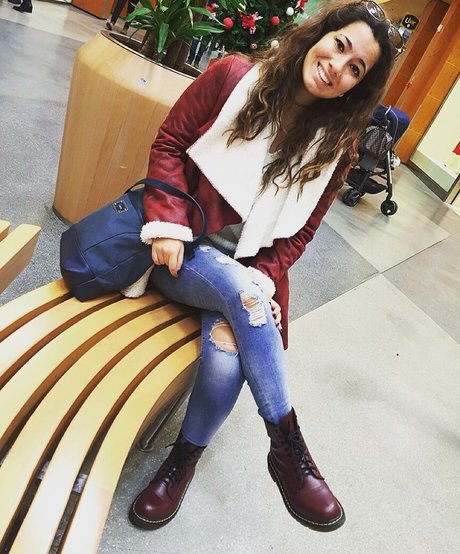 Paola Arena model beautiful photo