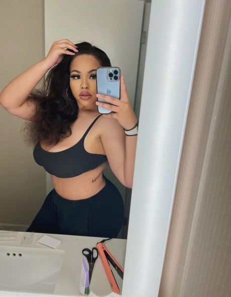 Teeee beautiful model galleries