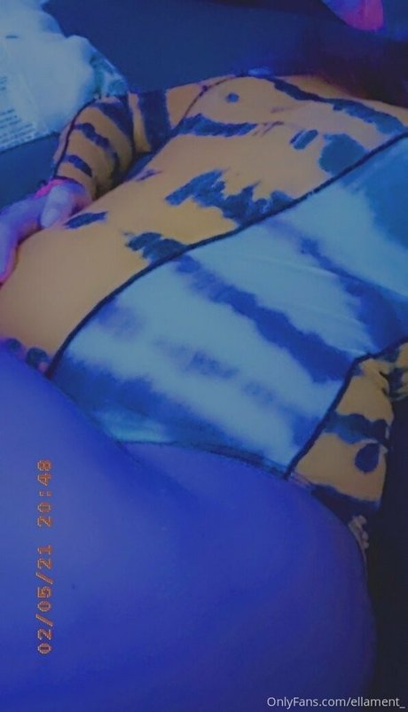 ellaeating sexy star photos